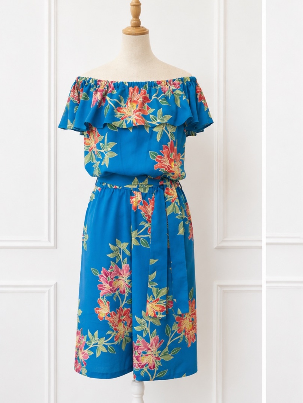 Tommy Bahama Blue Hawaiian Floral Cropped Jumper Romper Ruffle off shoulder  XS
